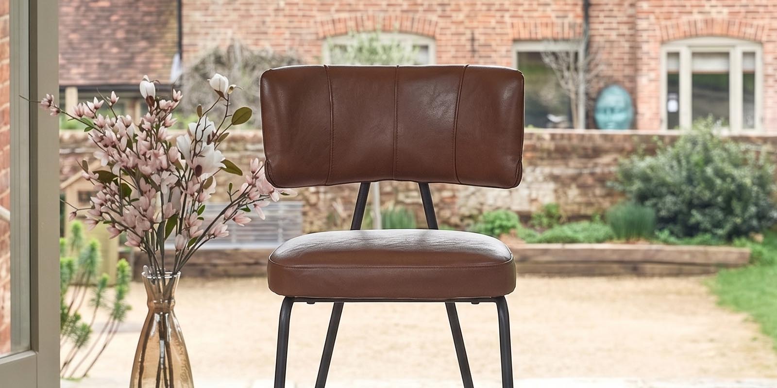 Choosing The Right Bar Stool For Your Breakfast Nook