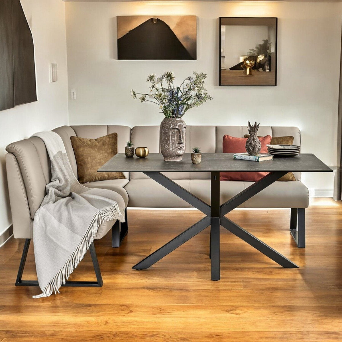 Eastcote ceramic dining table in black