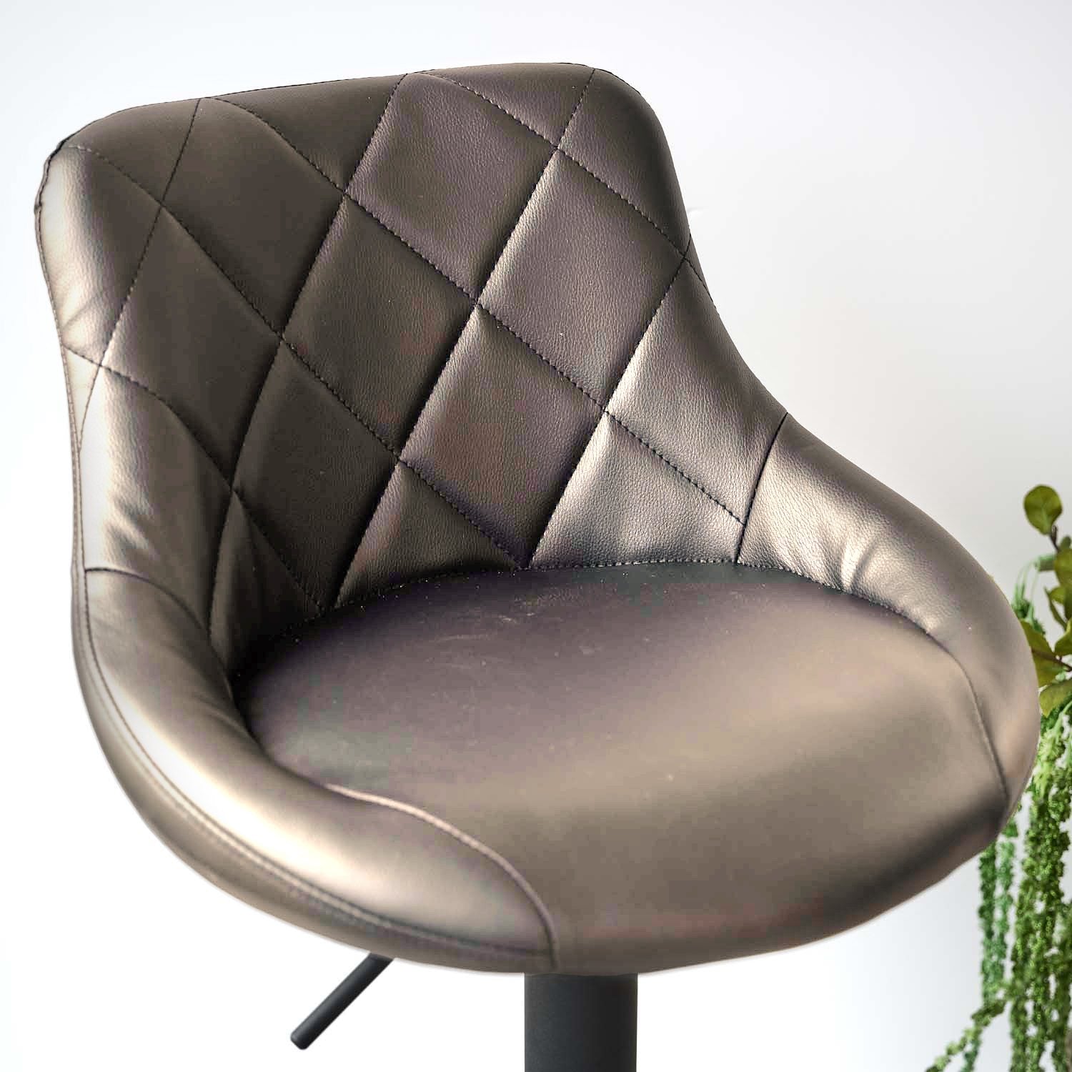 Jonathan Bar Stool in Grey