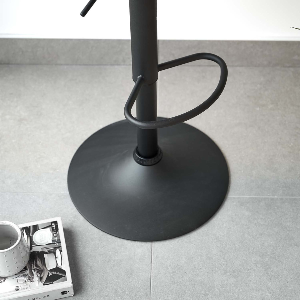 Jonathan Bar Stool in Grey