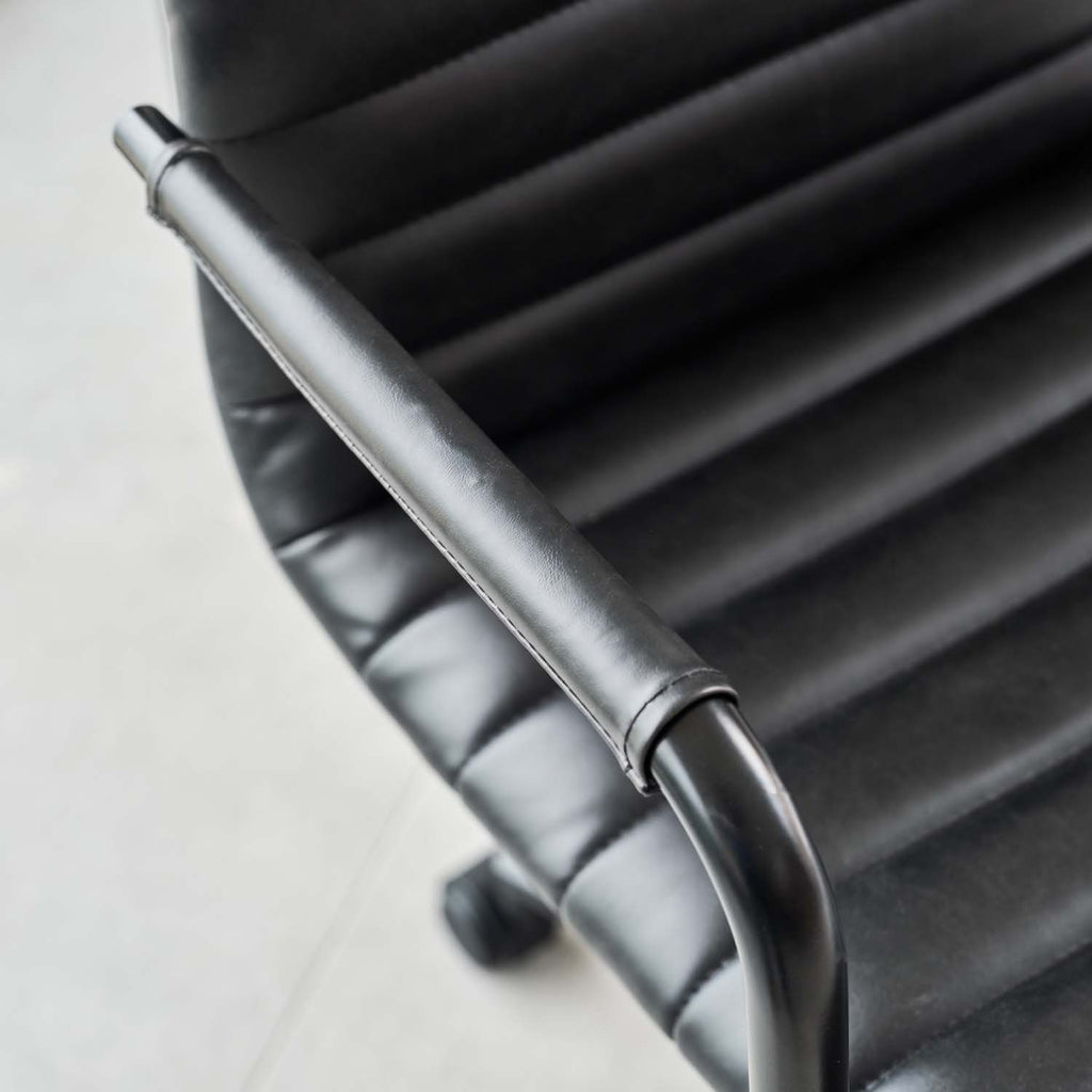 Trend Adjustable Desk Chair - Black