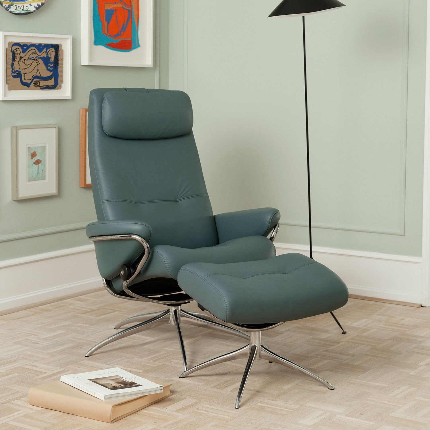 Stressless Berlin High Back Recliner with Star Base