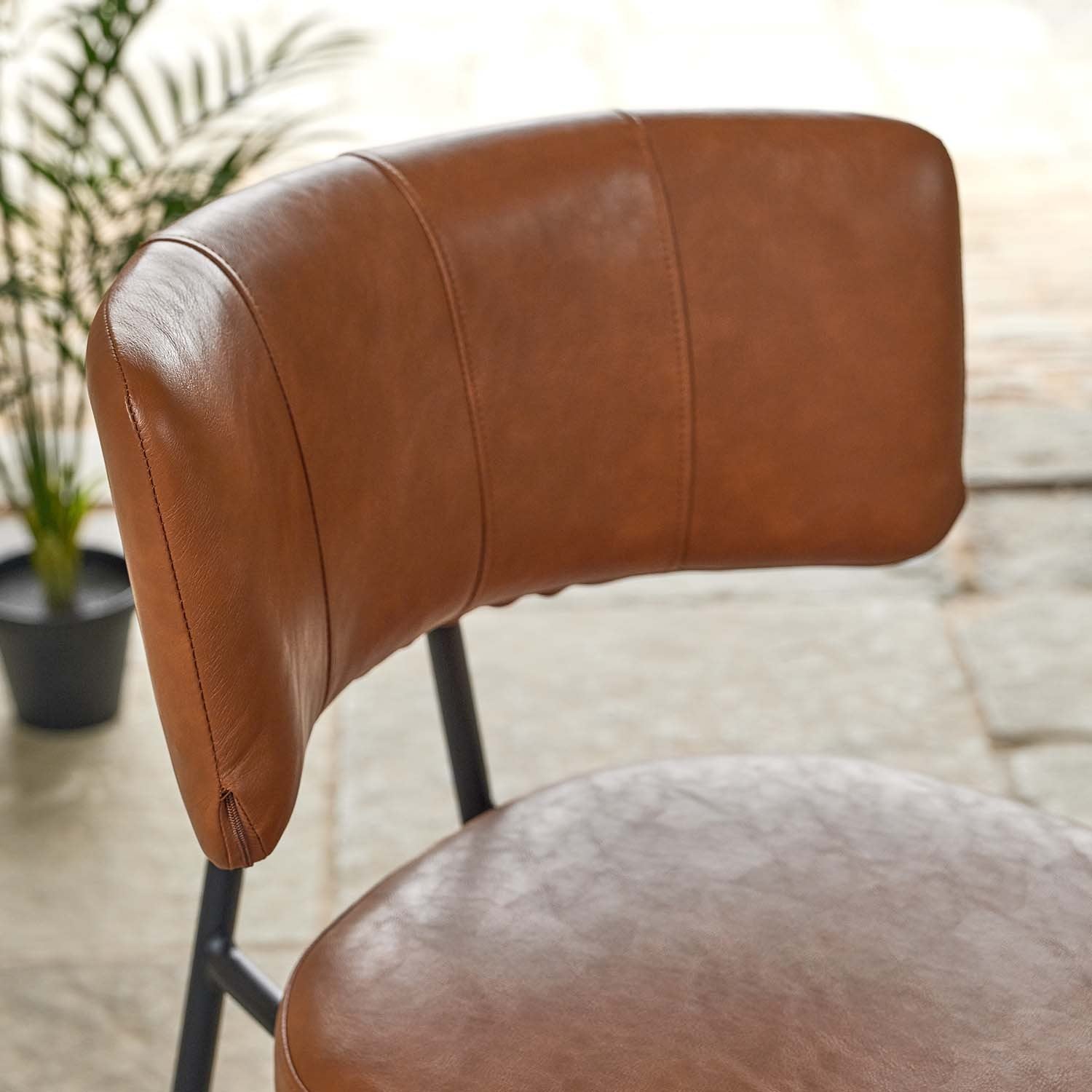 Admiral Caramel Bar Stool