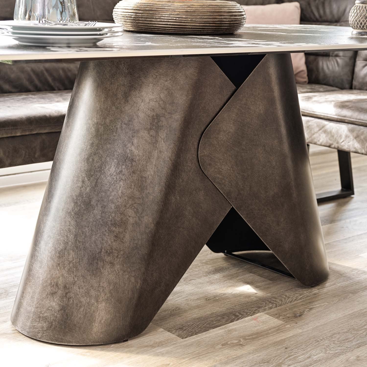 Madjeston Dining Table 200cm