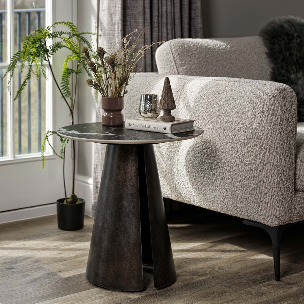 Madjeston Lamp Table