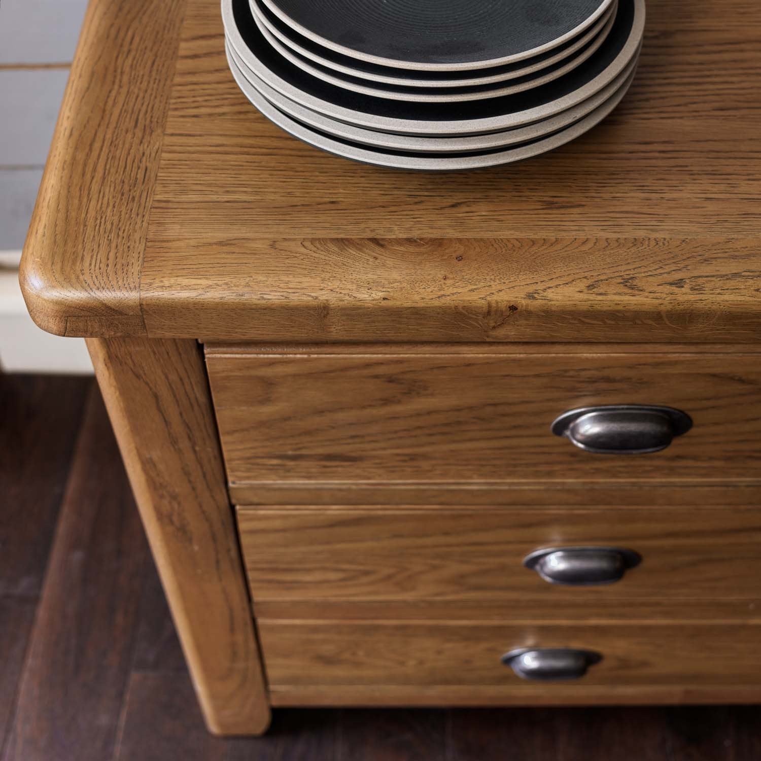 Ledbury 6 Drawer Chest