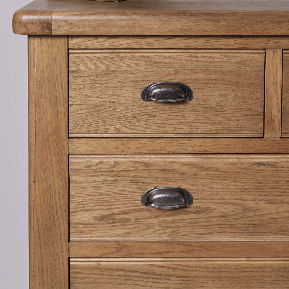 Ledbury 2 Over 3 Chest