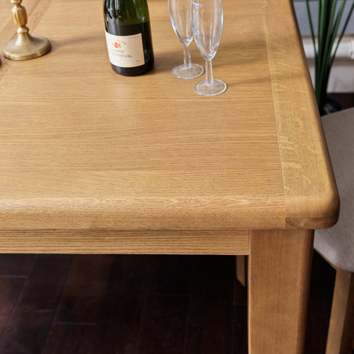 Ledbury 130-180cm Extending Dining Table