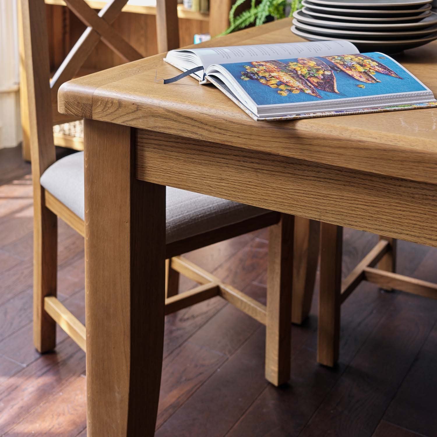 Ledbury 130-180cm Extending Dining Table
