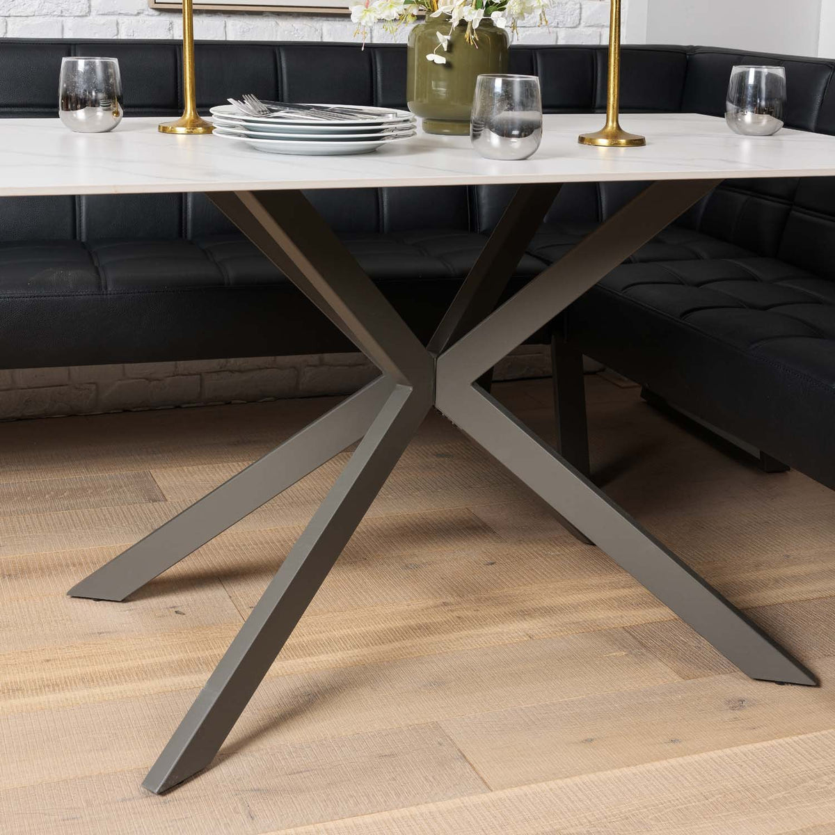 Saturn 135cm Dining Table White & Rubix Corner Bench With Low Bench in Black