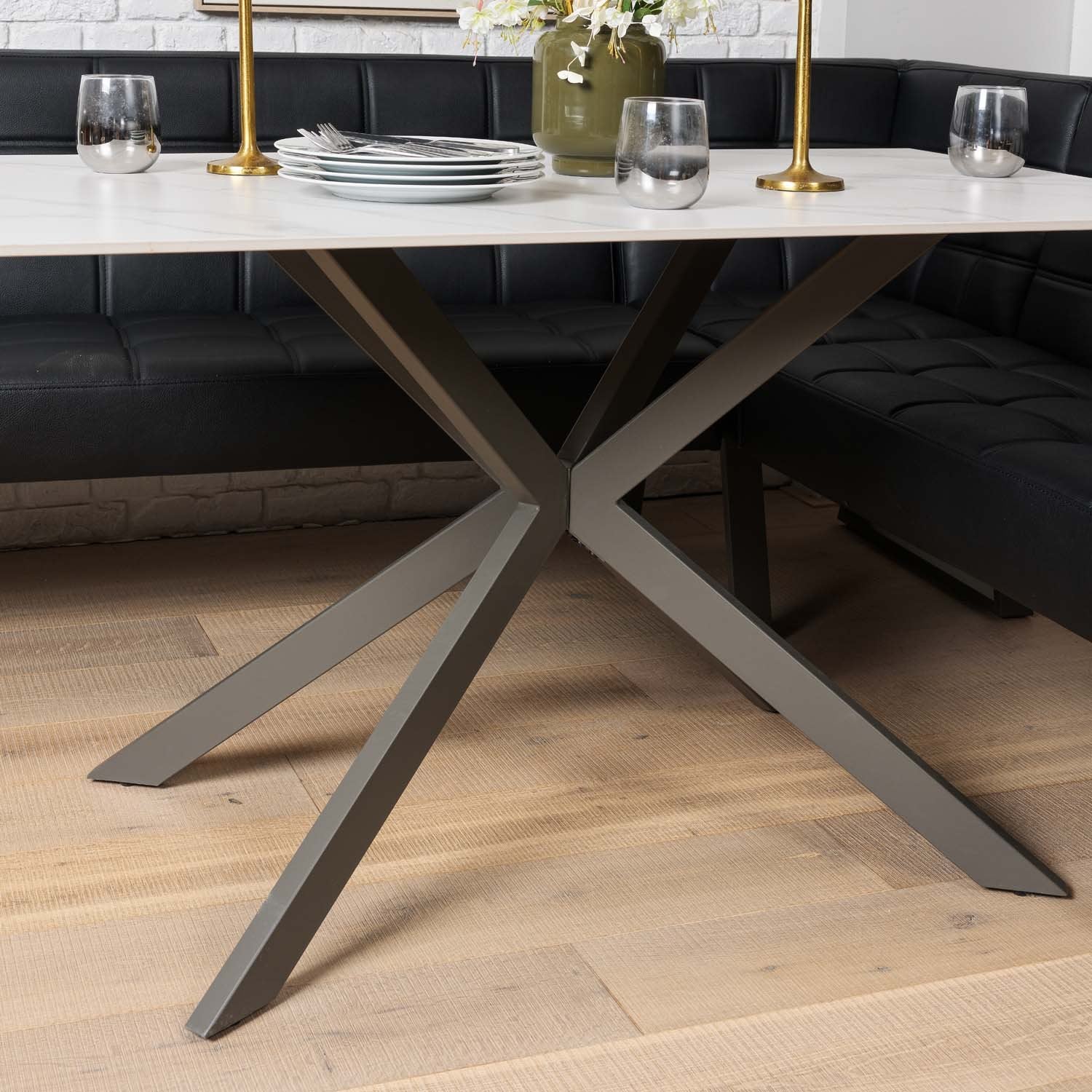 Saturn Dining Table 135cm in White