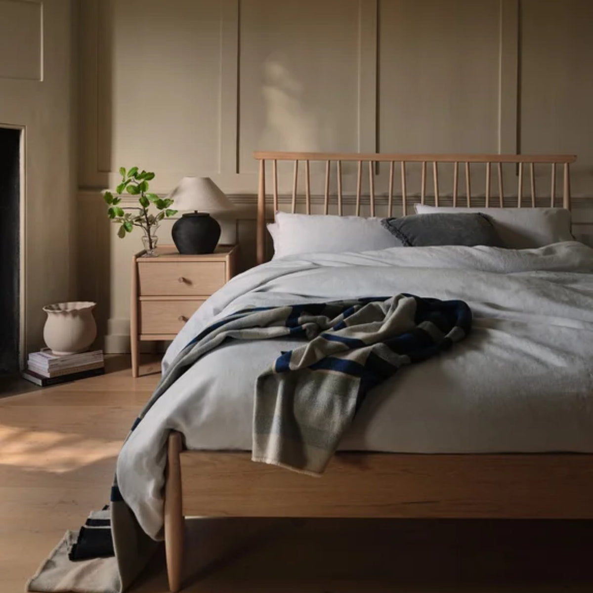 Ercol Winslow Bedframe