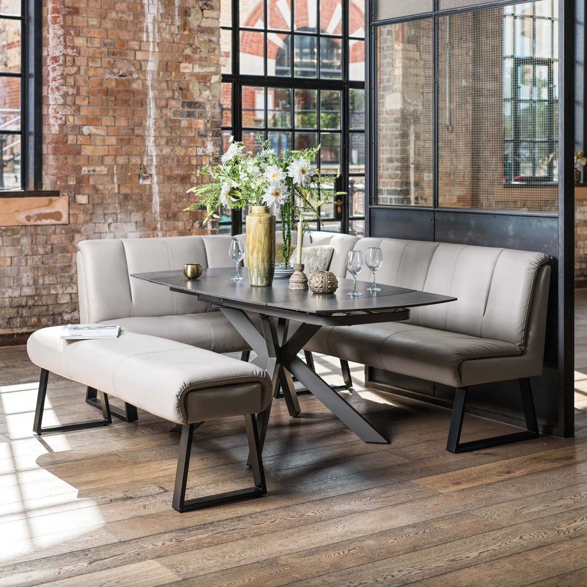 Saturn 130-190cm Motion Table Dark Grey & Sonoma Corner Bench & Low 160cm Bench in Putty