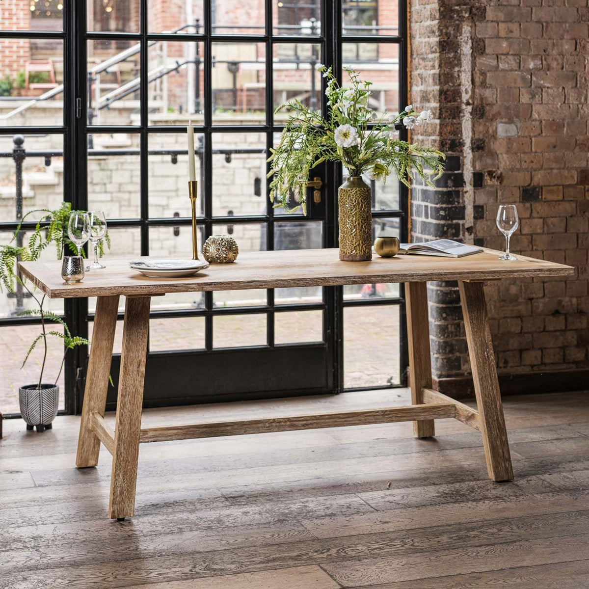 Canterbury 185cm Dining Table