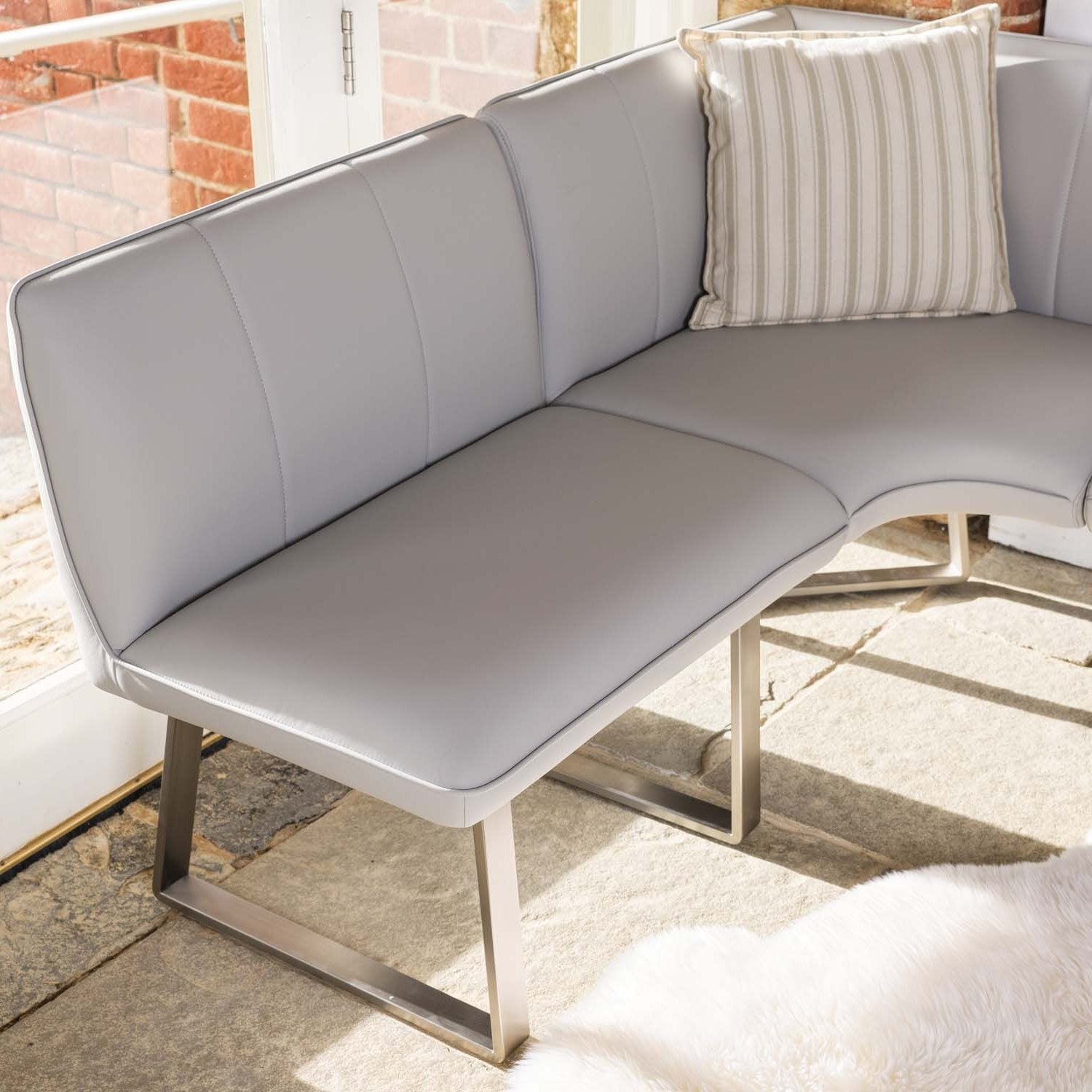 Neptune Corner Bench RHF