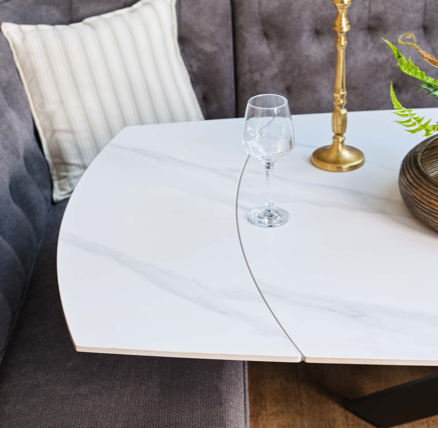 Saturn White Motion Table with RHF Frampton Corner Bench - Anthracite