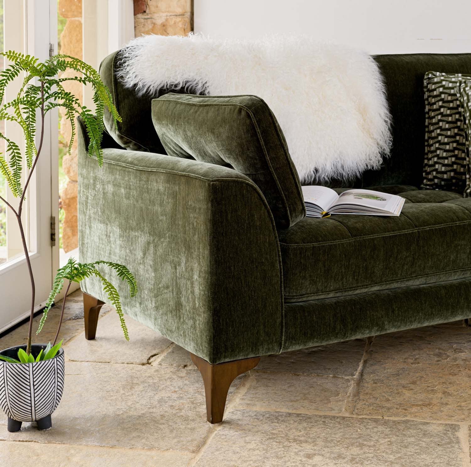 Hartpury 2 Seater Sofa in Green