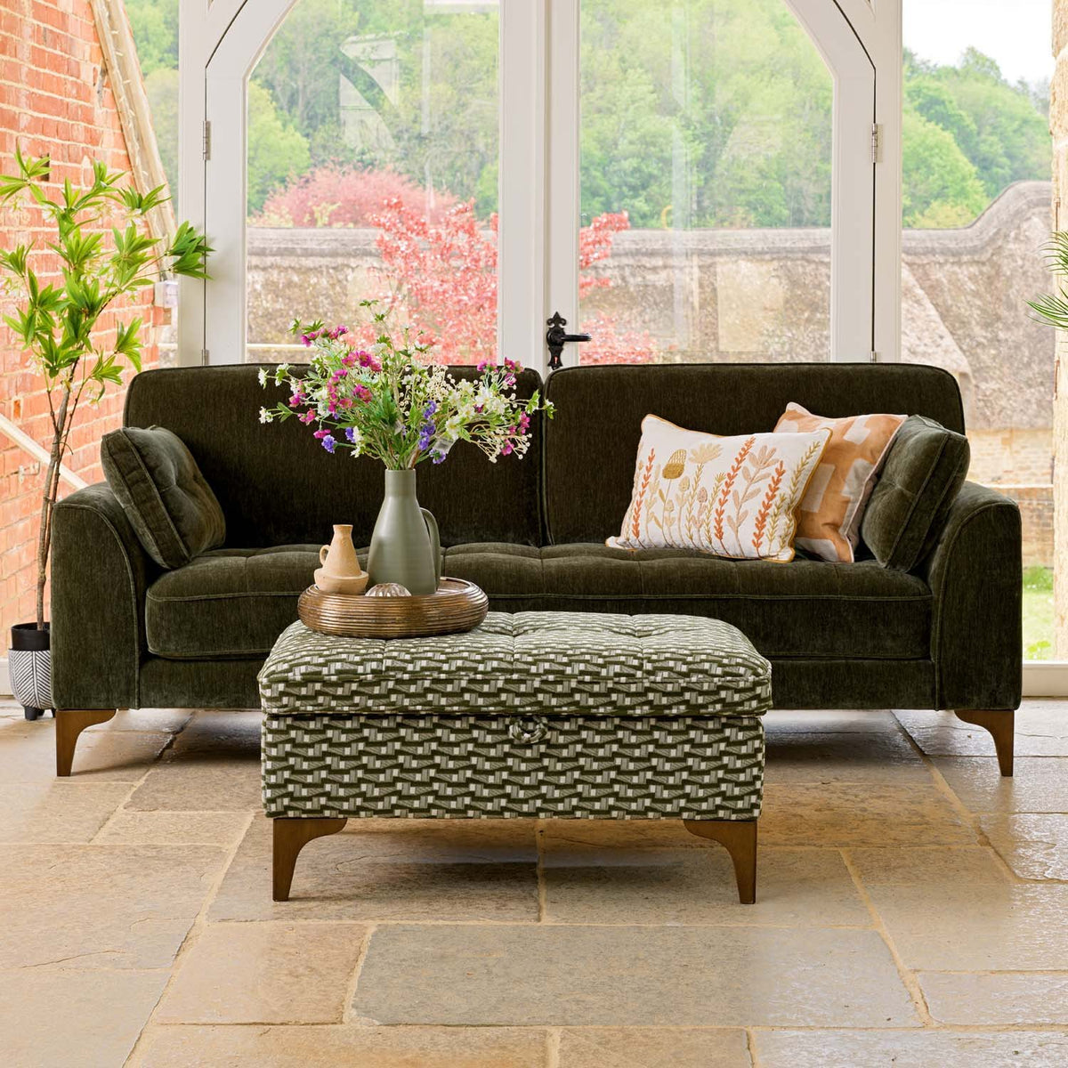 Hartpury 3 Seater Sofa in Green