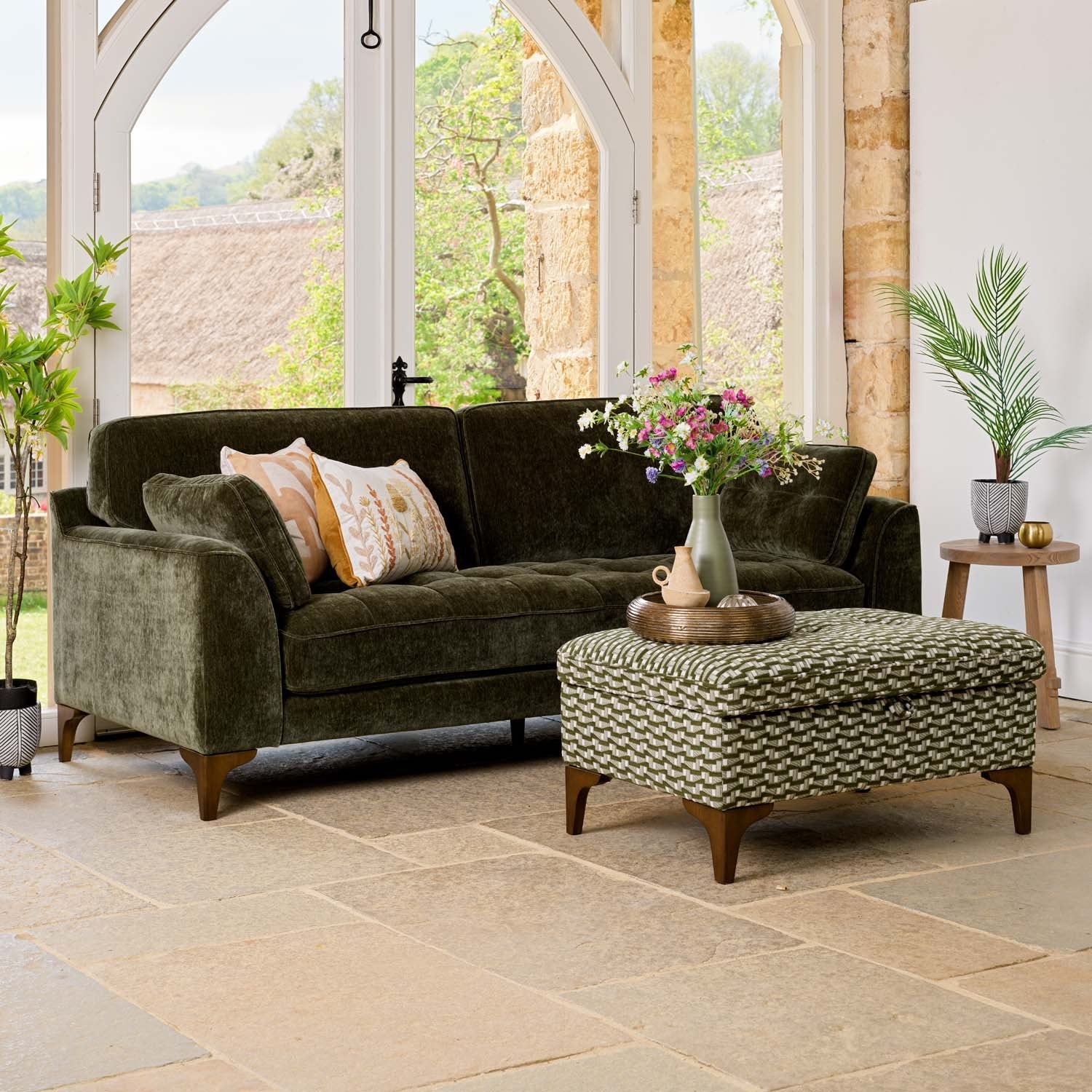 Hartpury 3 Seater Sofa in Green