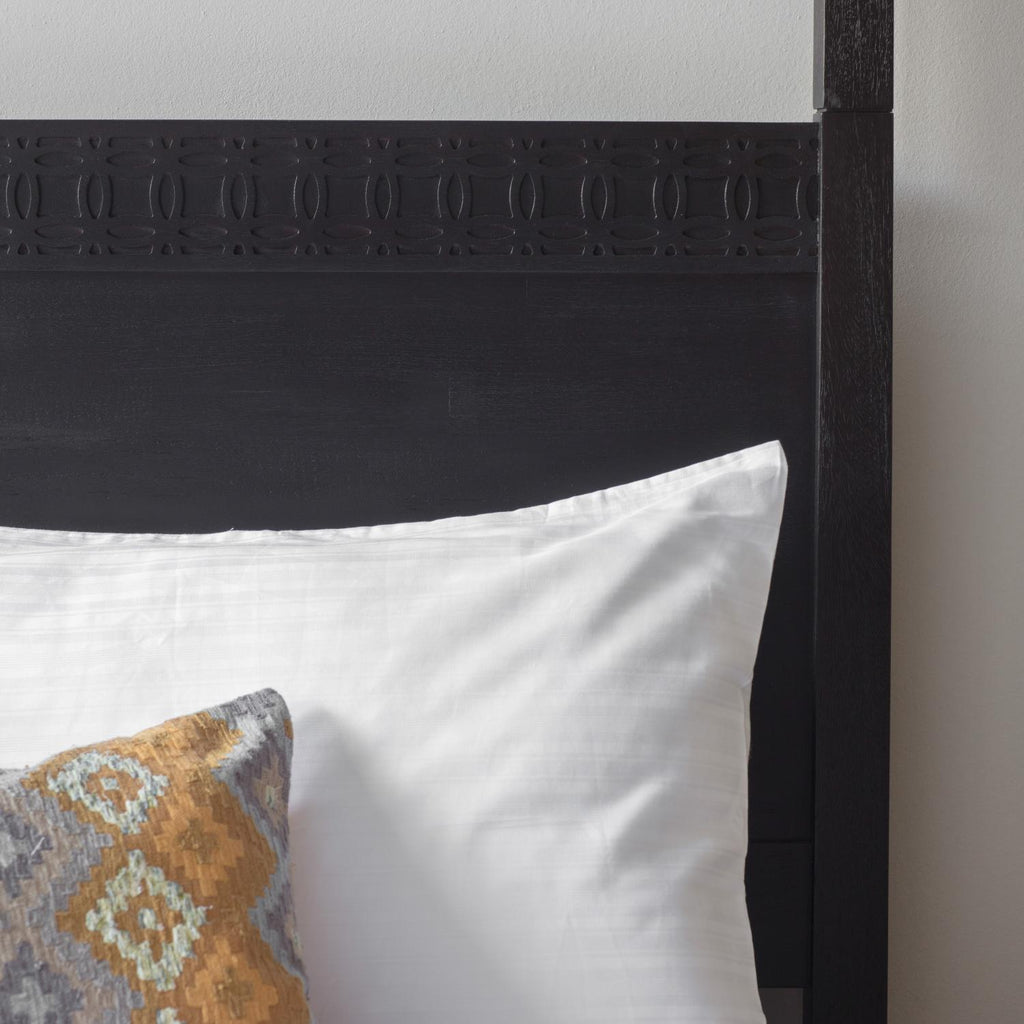 Boho Boutique 4 Poster 6' Bed