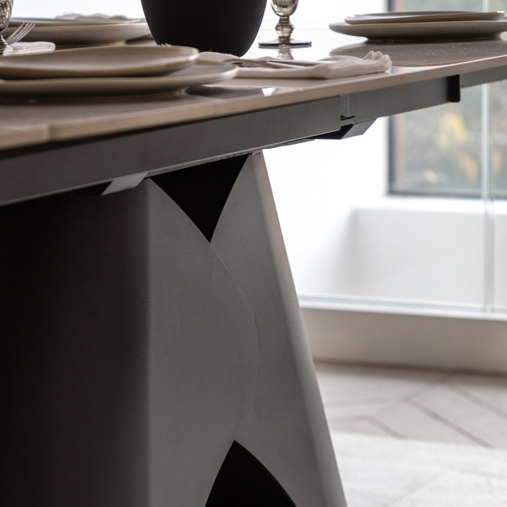 Bresso Dining Table Black