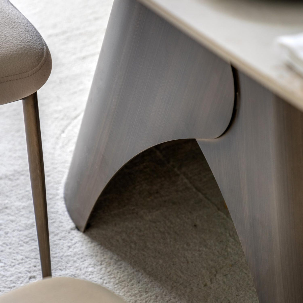 Bresso Dining Table Bronze