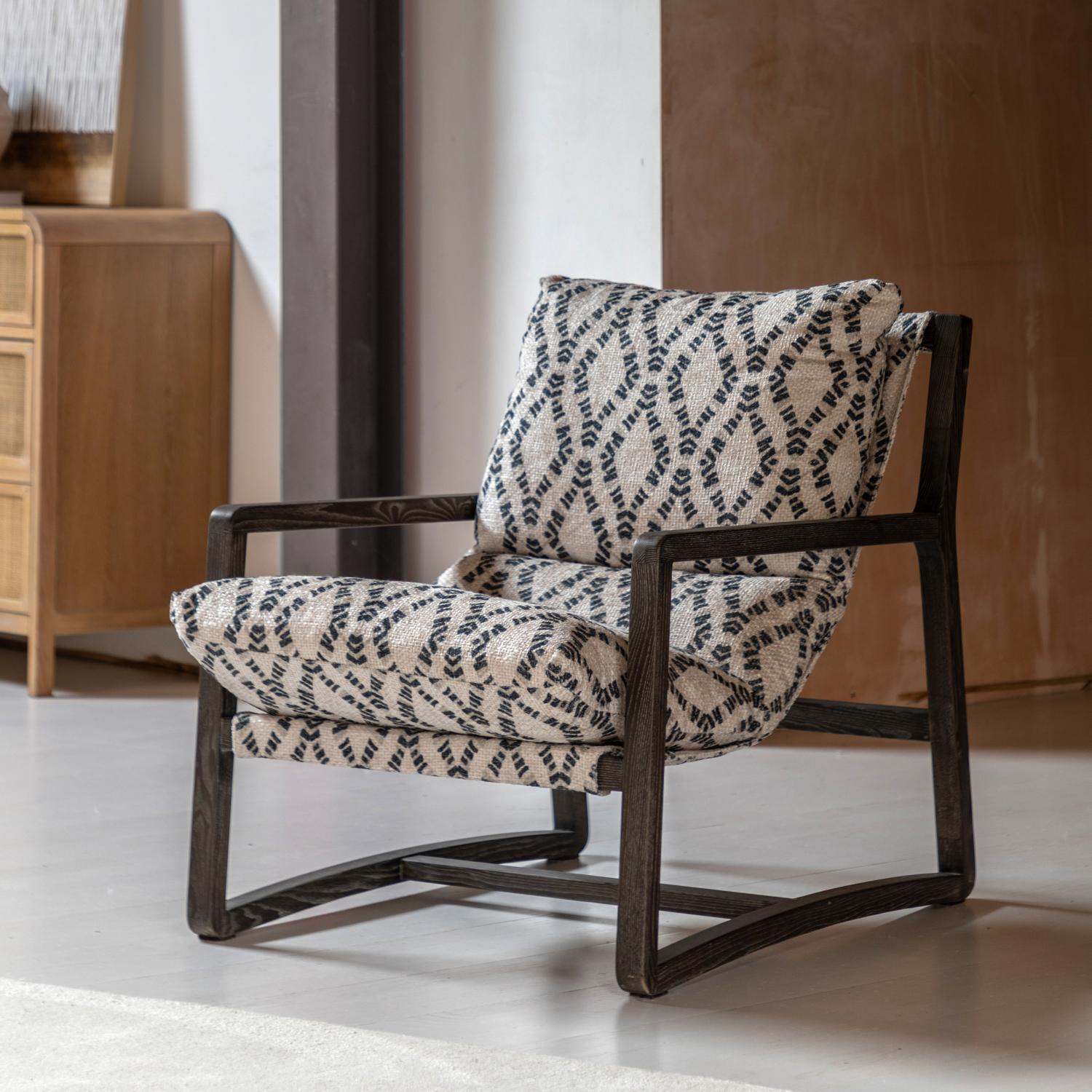 Burela Lounge Chair Obi Diamond