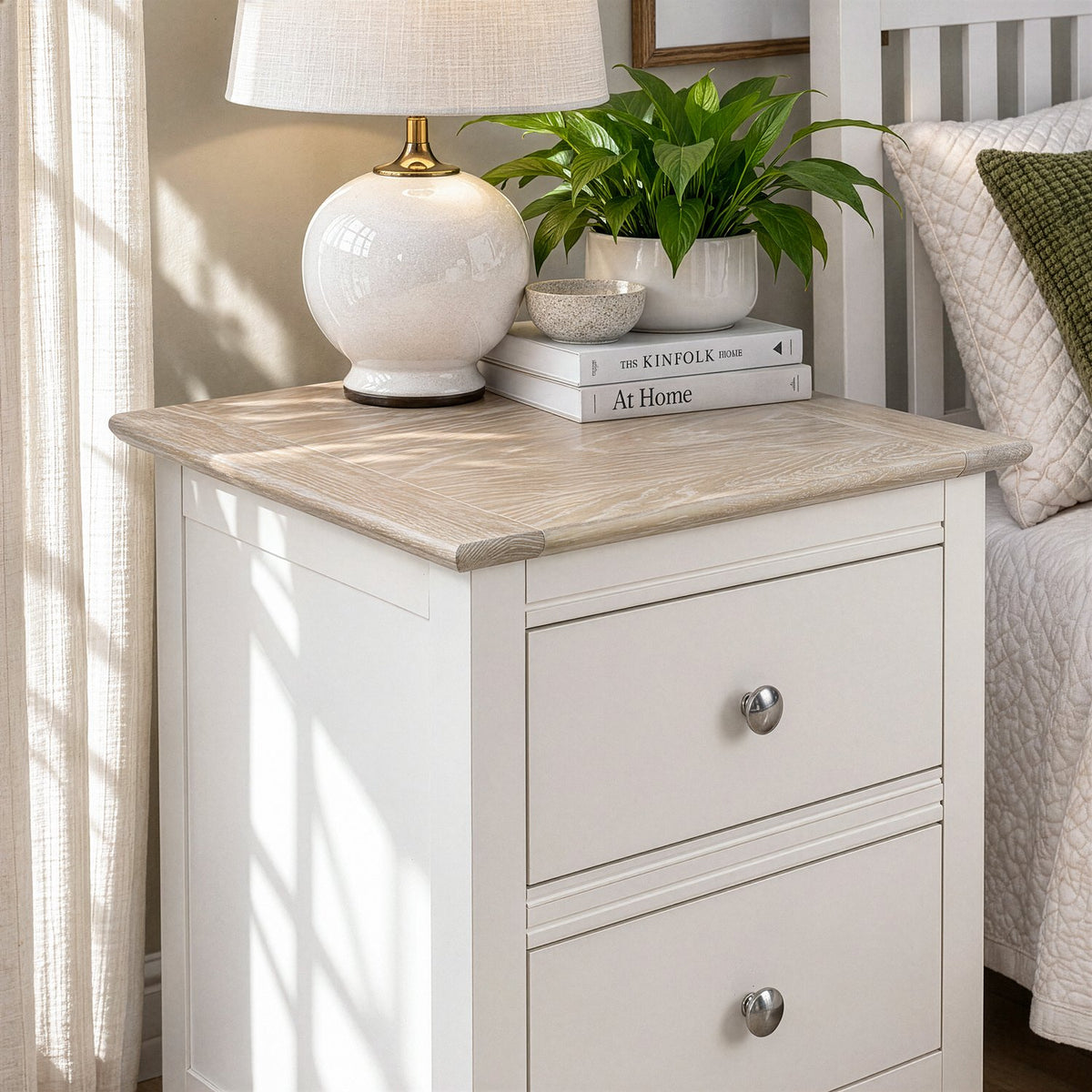 Chiltern 2 Drawer Bedside Table