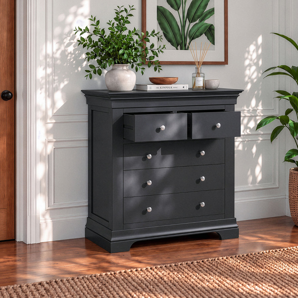 Provence 2 over 3 chest in Black