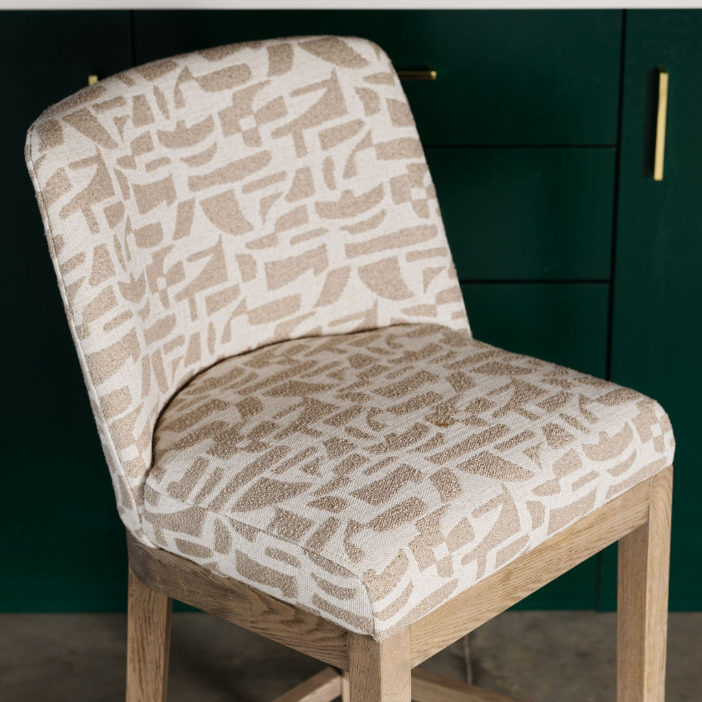 Richmond Bar Stool In Taupe