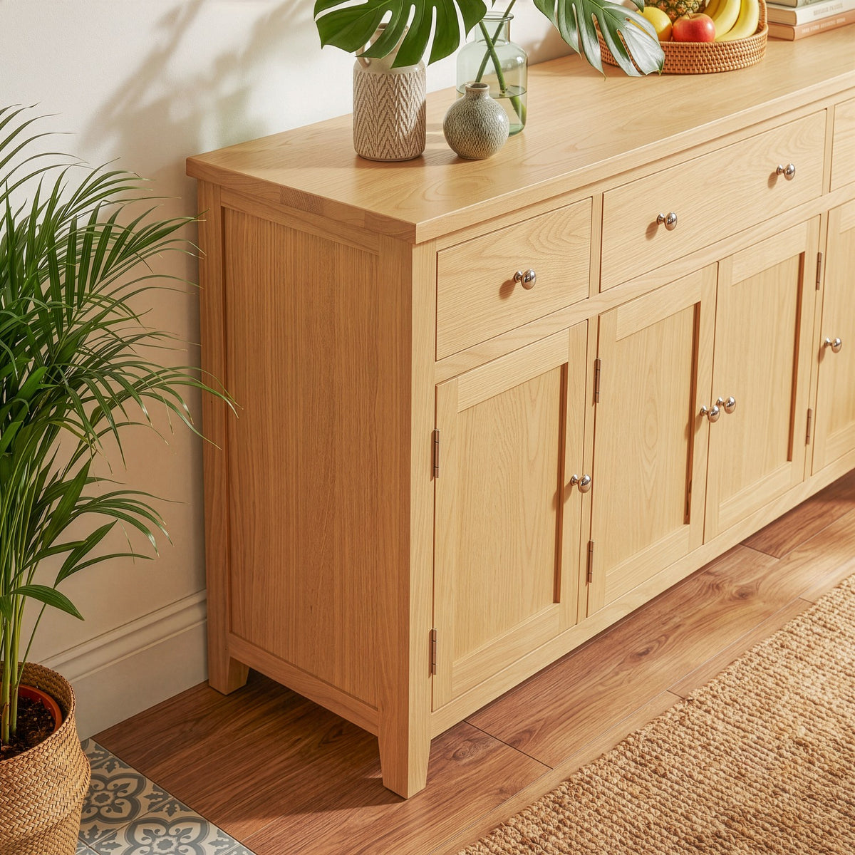 Tavistock 4 Door Sideboard