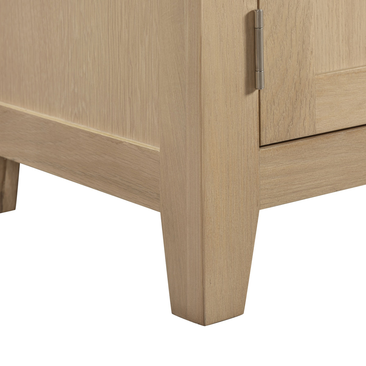 Tetbury 3 Door 3 Drawer Sideboard in Natural Oak