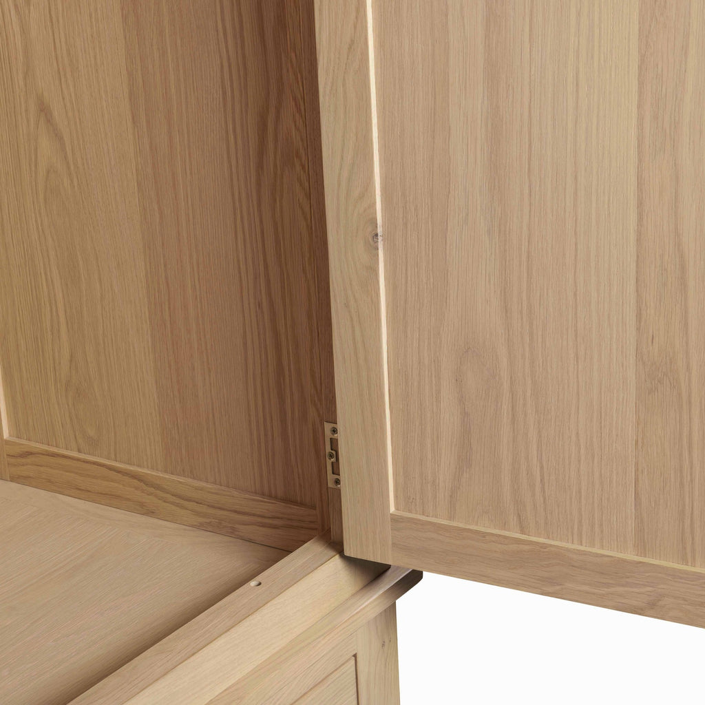 Tetbury Double Wardrobe in Natural Oak