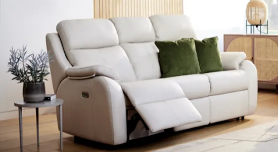 The Kingsbury range from G Plan combines graceful curves, thoughtful details and exceptional comfort. Its distinctive winged sides frame the high backrest, creating an elegant silhouette that offers superb head and neck support.
