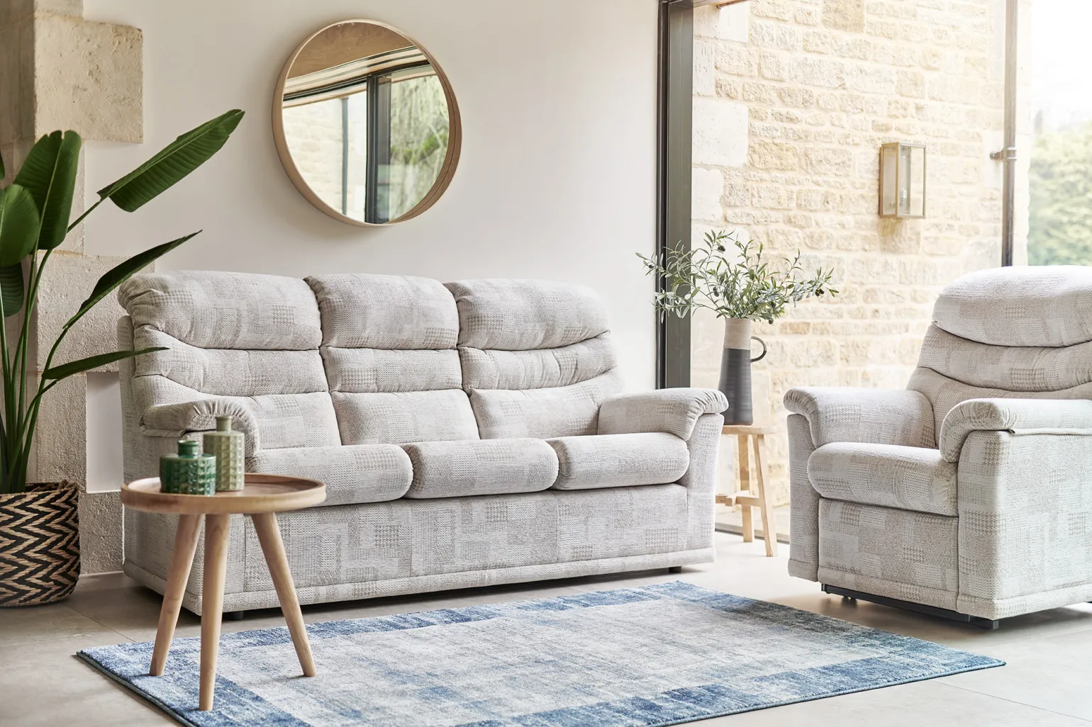 Discover our vast&nbsp;G Plan sofas and chairs&nbsp;range in store where you're sure to find a&nbsp;G Plan settee&nbsp;that is perfect for your home. We have an array of fabric options, so you won't struggle to find a colour that is right for your home. Why not pop into our store and find out more about our&nbsp;G Plan suites?
