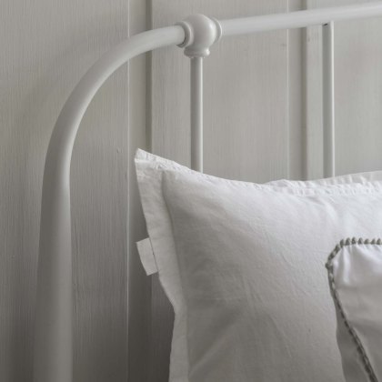Lamba Metal Bed - Ivory