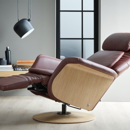 Stressless Sam Power Recliner with Disc Base and Wooden Arms