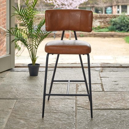 Admiral Caramel Bar Stool