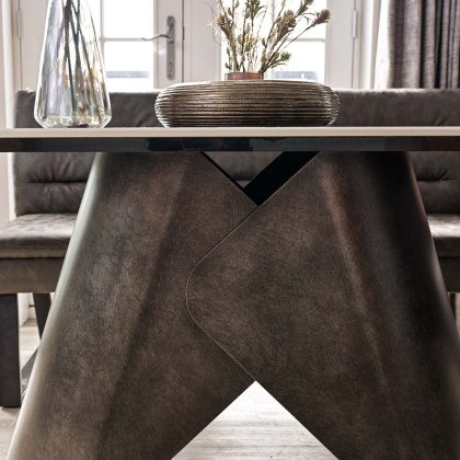 Madjeston Dining Table 200cm