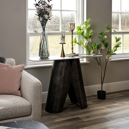 Madjeston Console Table