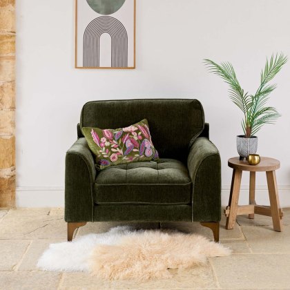 Hartpury Armchair in Green