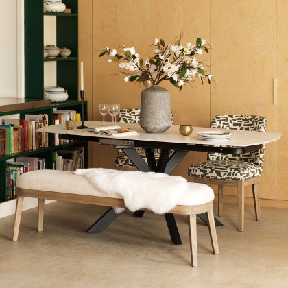 Venus Motion Table 130-190cm in White Venus Motion Table 130-190cm in White