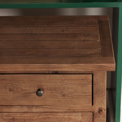 Feature Image 3