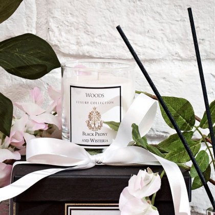 Luxury Single Wick Black Peony & Wisteria Candle Luxury Single Wick Black Peony & Wisteria Candle