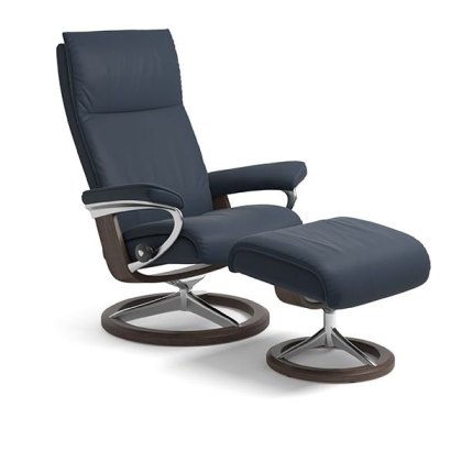Stressless Aura Recliner With Signature Base & Footstool