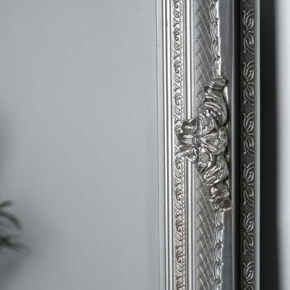 Feature Image 3