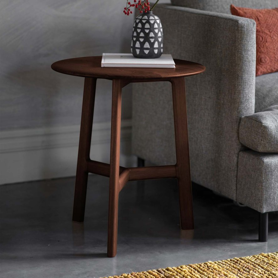 Woods Madison Side Table in Walnut