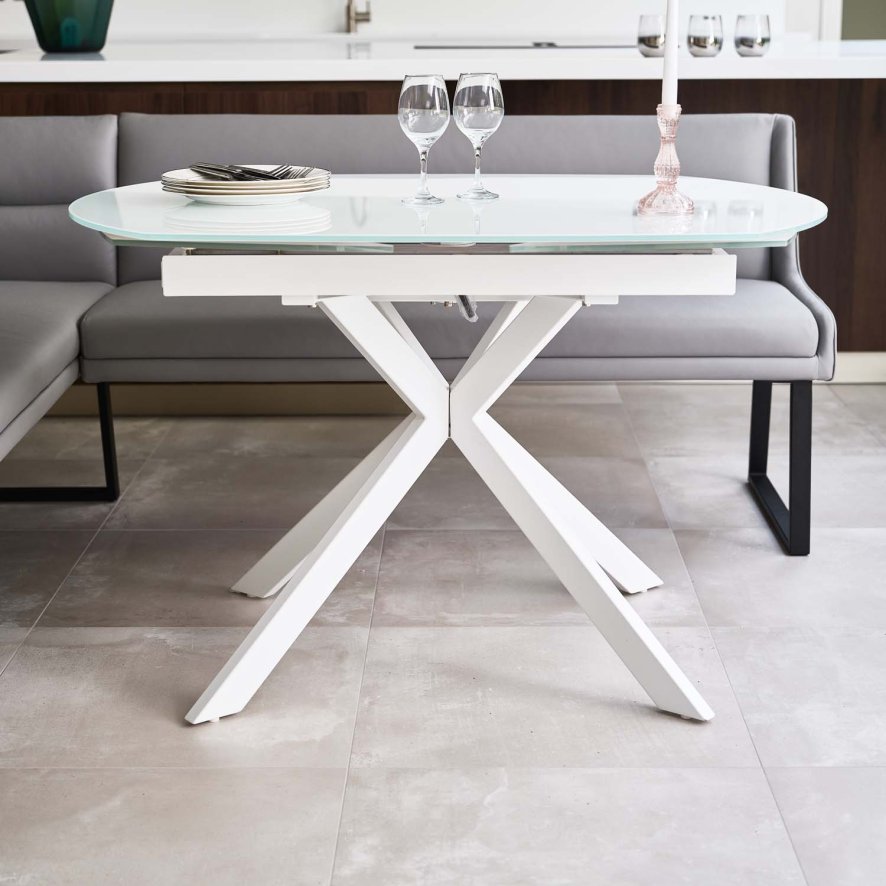 Clearance Ravenna Motion Table White