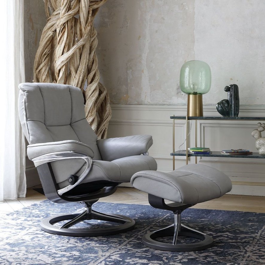 Stressless Mayfair Recliner With Signature Base And Footstool Large In Noblesse Leather