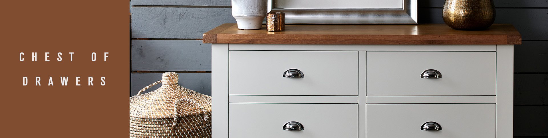 Chest of drawers 